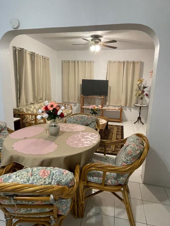 Luxurious One And Two Bedroom Villa Кристіанстед Екстер'єр фото